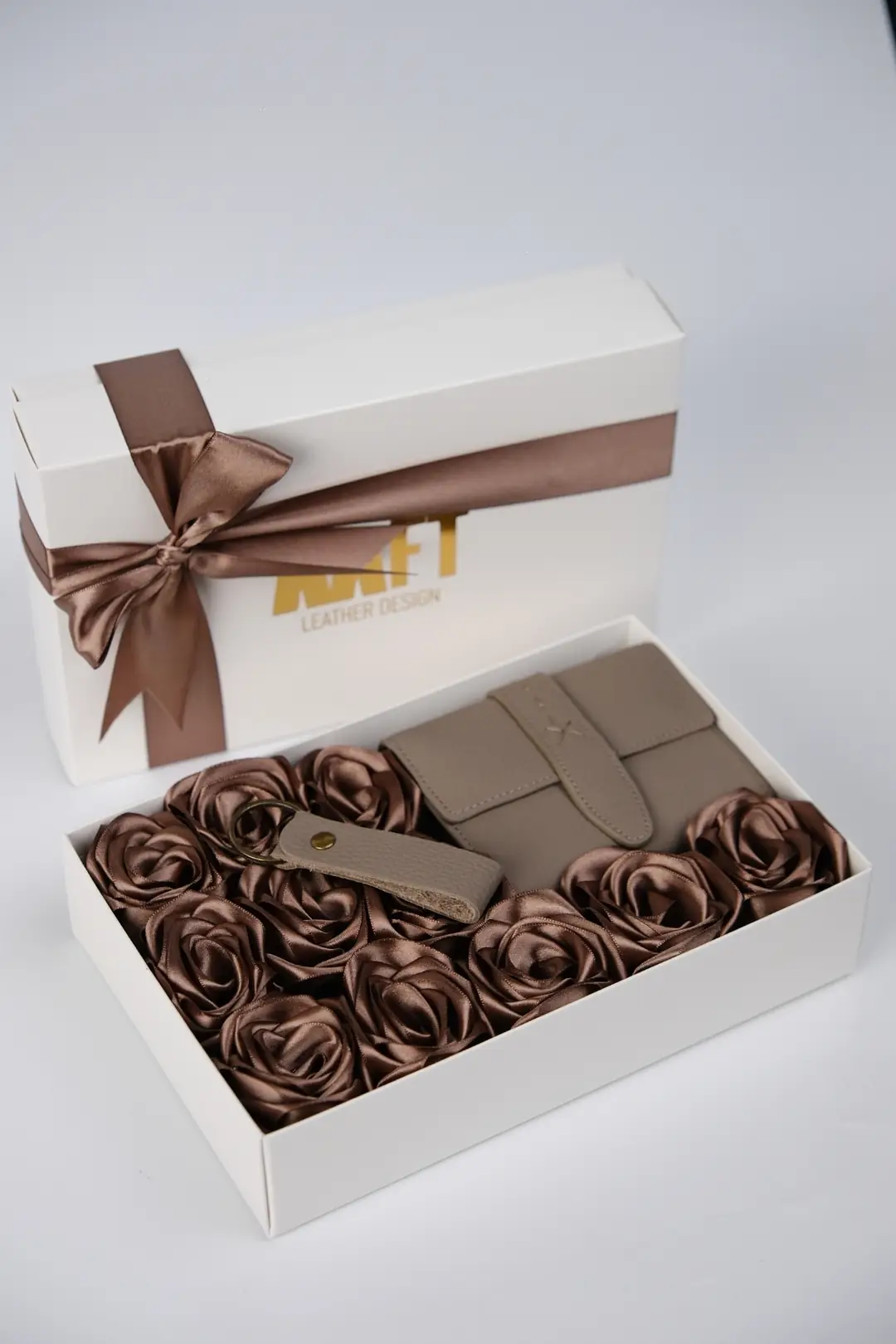 Premium El Yapımı Saten Gül Kutusu - Rose Box (Kutu ve Gül) - Vizon