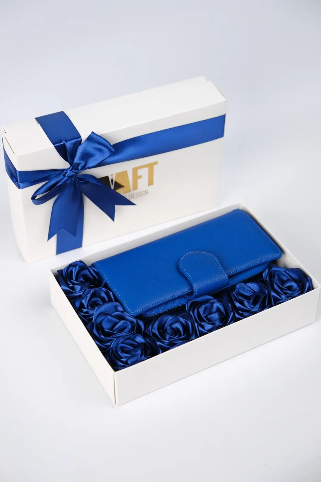 Premium El Yapımı Saten Gül Kutusu - Rose Box (Kutu ve Gül) - Mavi